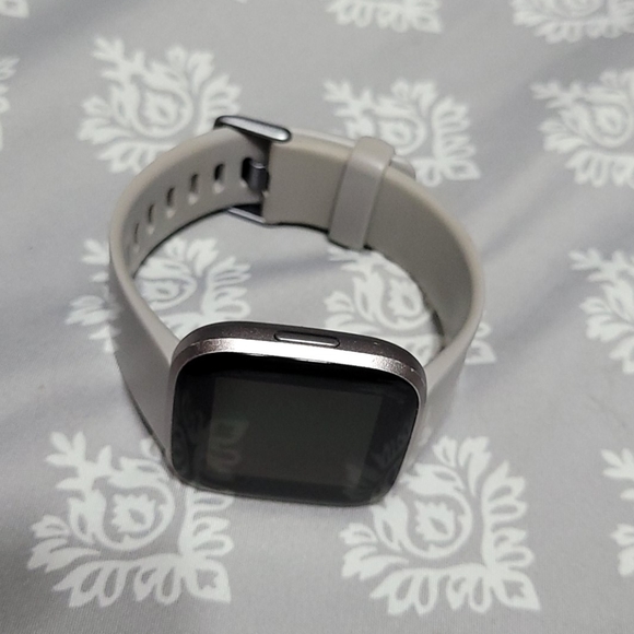 Fitbit Versa 2